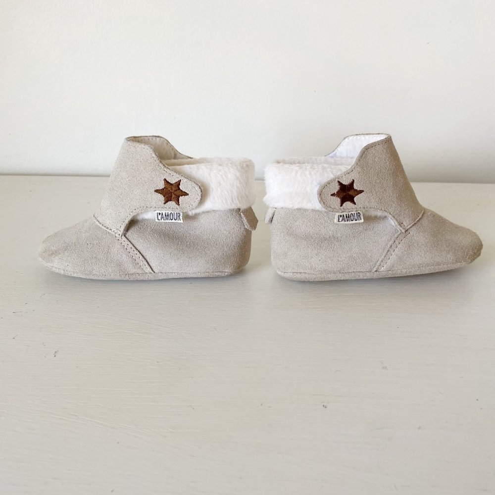 L'Amour Tan Booties Suede Leather Fleece Lined Star Infant Toddler 4 - Picture 6 of 9